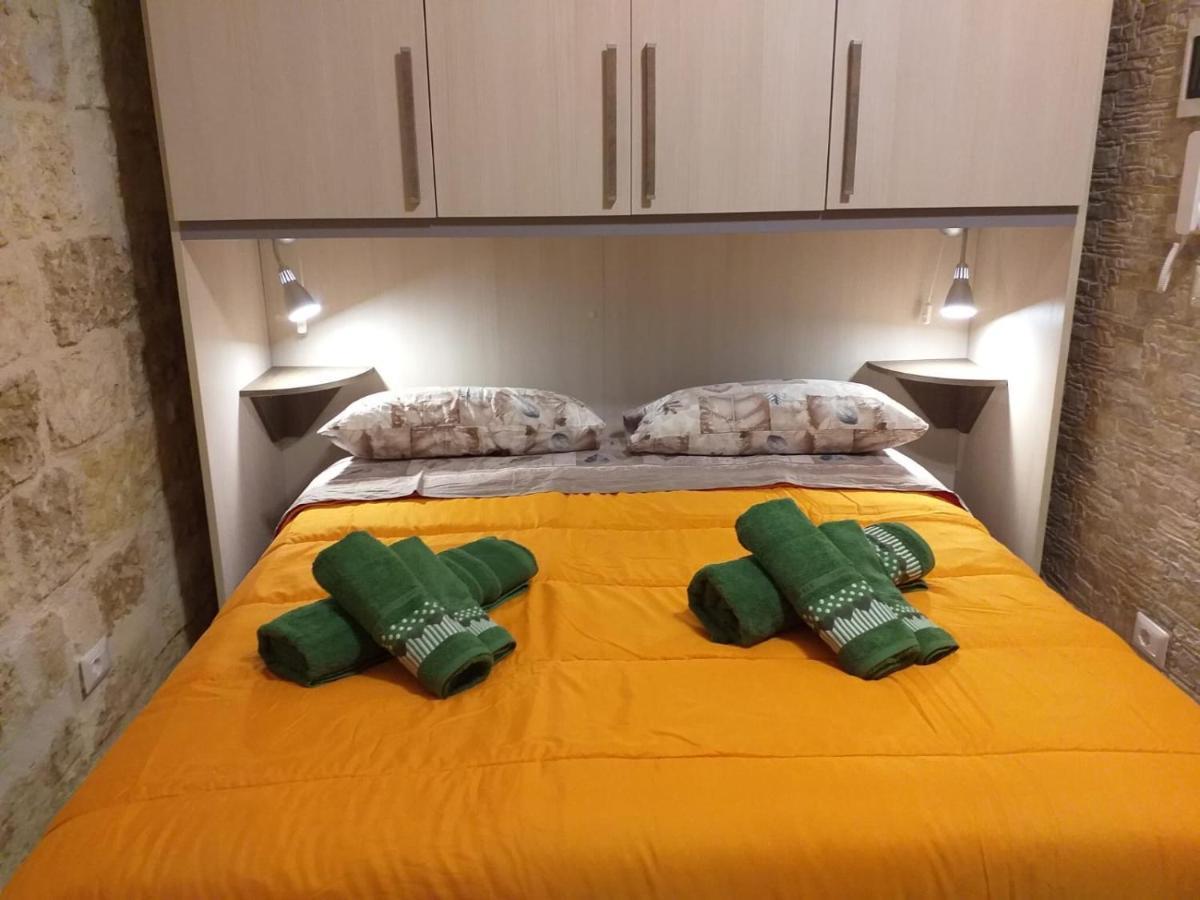 Bed and Breakfast I Marchesi Del Grillo - Vicinanze Stazione, Campus, Policlinico Bari Exterior foto