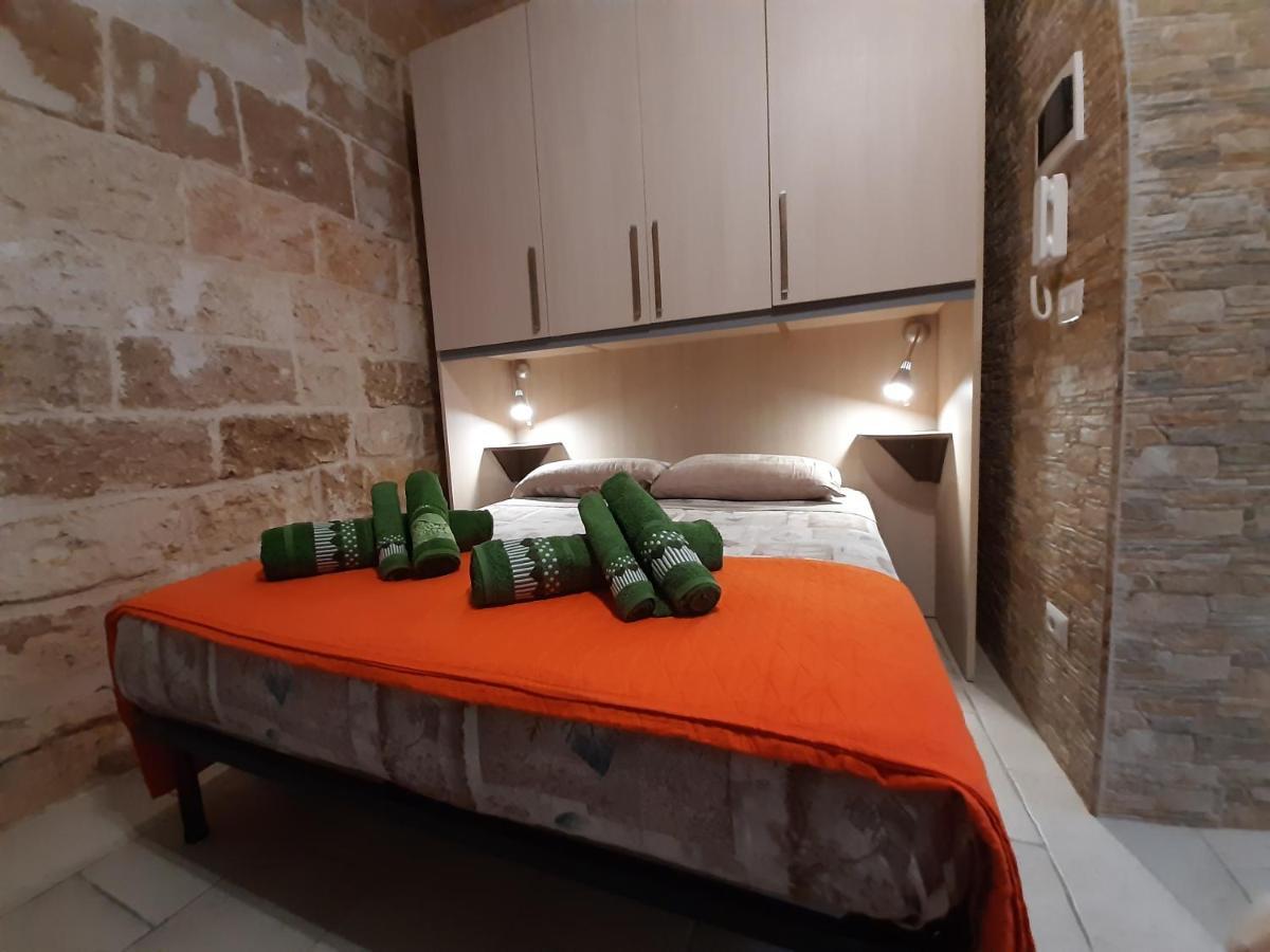Bed and Breakfast I Marchesi Del Grillo - Vicinanze Stazione, Campus, Policlinico Bari Exterior foto